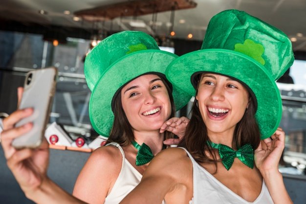 St Patrick Fête Irlande Vert Trèfles 
